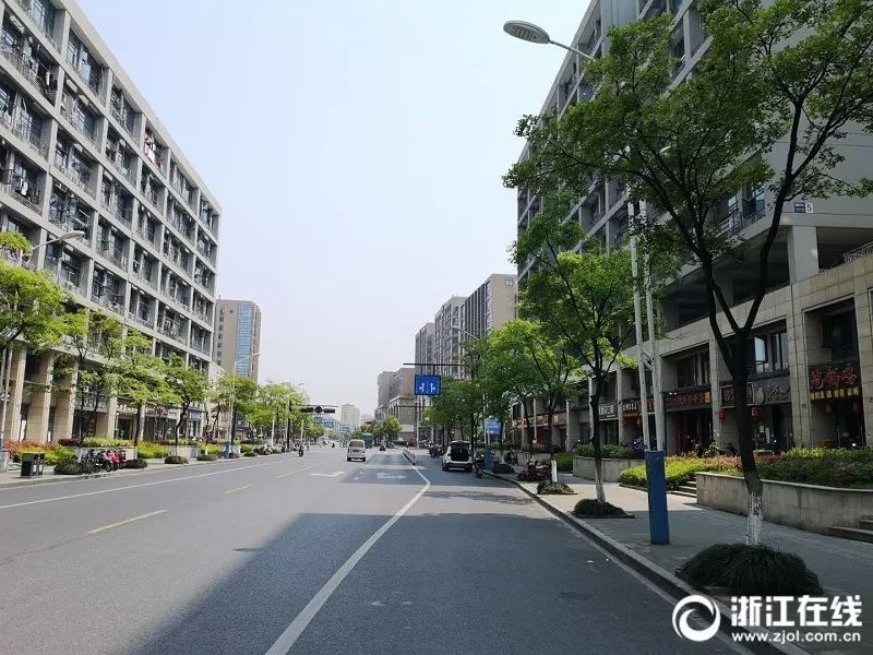 万新街道交通新闻更新，最新动态报道